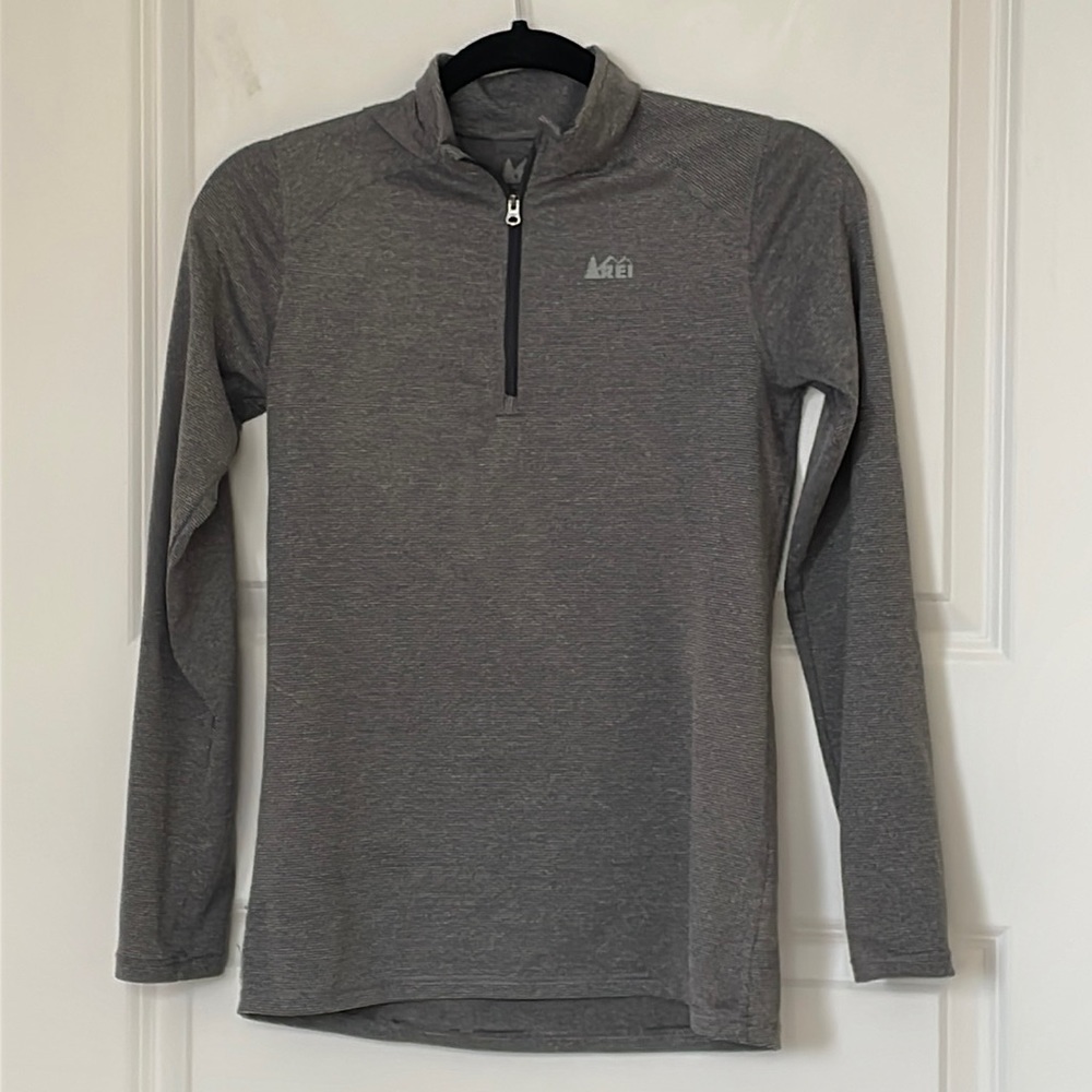 REI Black Microstripe Quarter Zip Youth Large